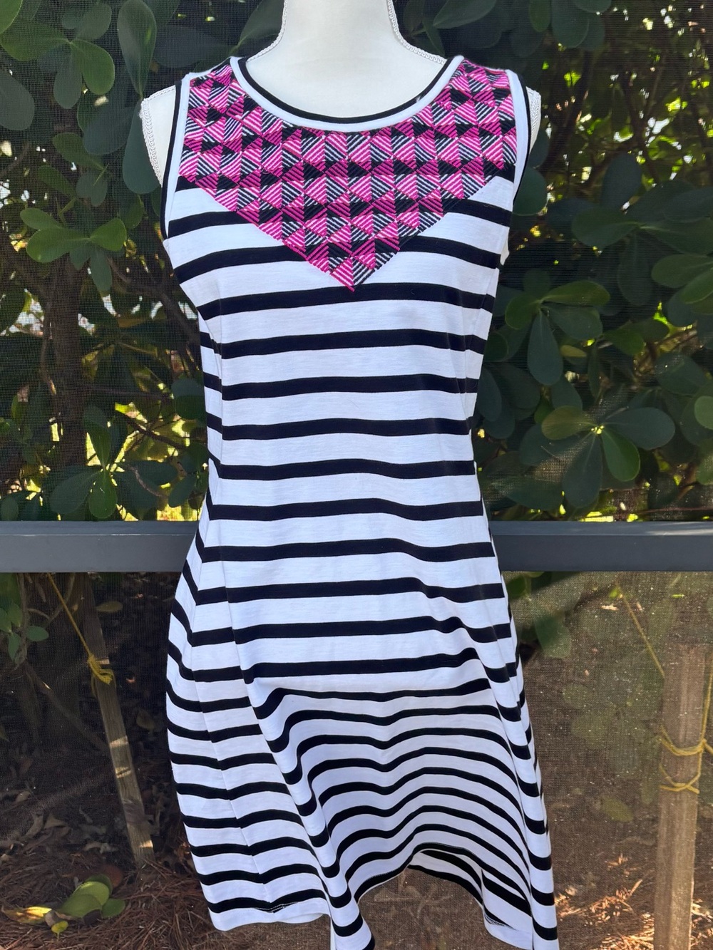 🩷Hatley Striped Fit & Flare Dress Medium Black White Pink Nautical Preppy🖤